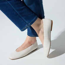 Load image into Gallery viewer, YOSI SAMRA Emerson Ballet Flat