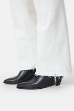 Load image into Gallery viewer, CLOSED Jovanna Flared Jean