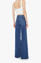 Load image into Gallery viewer, MOTHER The Criss Cross Roller Heel
