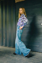 Load image into Gallery viewer, Love the Label Brighton Top
