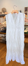 Load image into Gallery viewer, Dolma Val Cotton Dress(es)
