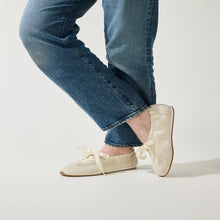 Load image into Gallery viewer, Yosi Samra Ava Sneaker
