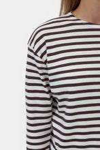 Load image into Gallery viewer, CLOSED Basic Long Sleeve (s)
