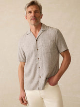 Load image into Gallery viewer, Faherty Short-Sleeve Breeze Camp Shirt - Stone Coast
