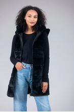 Load image into Gallery viewer, Anorak Cozy Faux Fur Quilted Vest
