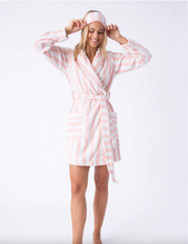 Load image into Gallery viewer, P.J. Salvage Resort Robe
