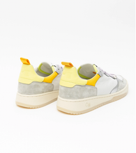 Load image into Gallery viewer, Oncept Phoenix Court Sneaker
