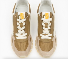 Load image into Gallery viewer, Oncept Toronto Retro Sneaker
