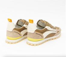 Load image into Gallery viewer, Oncept Toronto Retro Sneaker
