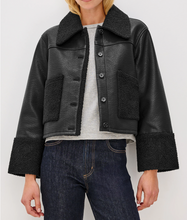 Load image into Gallery viewer, Rails Dria Jacket
