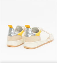 Load image into Gallery viewer, Oncept Phoenix Sneaker
