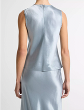 Load image into Gallery viewer, Vince Scallop-Detail Satin Shell
