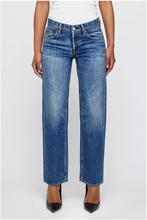Load image into Gallery viewer, Moussy Straight Low
