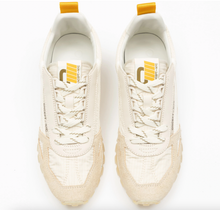 Load image into Gallery viewer, Oncept Toronto Retro Sneaker
