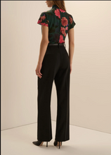 Load image into Gallery viewer, Favorite Daughter Graceful Top
