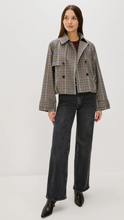 Load image into Gallery viewer, Rails Jett Jacket
