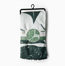 Load image into Gallery viewer, 5 Foot Round Beach Towels
