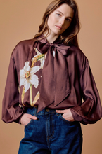 Load image into Gallery viewer, Cleobella Olivia Top
