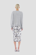 Load image into Gallery viewer, Le Superbe Celestial Knit V-Neck Sweater
