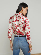 Load image into Gallery viewer, L&#39;AGENCE Dani Blouse
