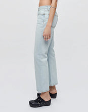 Load image into Gallery viewer, Re/Done Easy Straight Crop Jean
