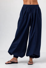 Load image into Gallery viewer, Sundays Elisse Joggers
