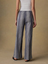 Load image into Gallery viewer, Faherty Laidback Gauze Pant
