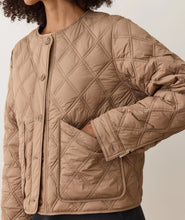 Load image into Gallery viewer, Marine Layer Quilted Liner Jacket
