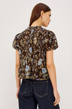 Load image into Gallery viewer, Rails Pepper Shirt
