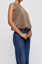 Load image into Gallery viewer, MOUSSY MV Scuplted Satin Top
