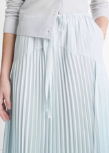 Load image into Gallery viewer, Vince Pleated Tiered Satin Skirt
