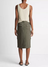 Load image into Gallery viewer, Vince Low-Rise Utility Cargo Skirt
