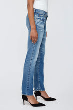 Load image into Gallery viewer, MOUSSY Velma Slim Straight
