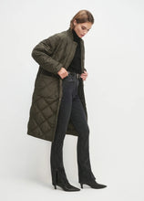 Load image into Gallery viewer, Favorite Daughter The Walk In The Park Jacket
