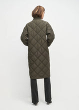 Load image into Gallery viewer, Favorite Daughter The Walk In The Park Jacket
