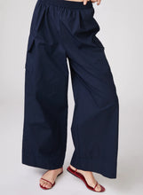Load image into Gallery viewer, STATESIDE Structured Poplin Pull-On Cargo Pant(s)
